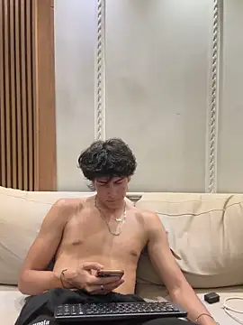 noahx valko online show from 02-18-26, 05:27