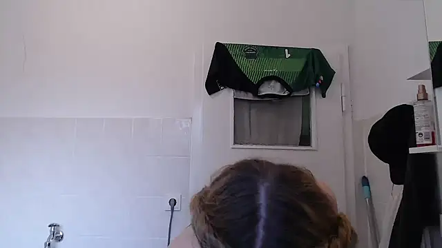 Mia lou05 online show from 05-10-26, 04:16