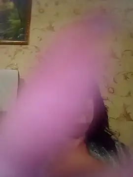 NysiOlsen online show from 06-18-26, 06:46