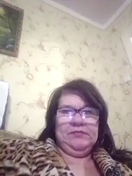 NysiOlsen online show from 04-12-26, 06:44