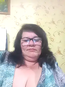NysiOlsen online show from 05-18-26, 06:23