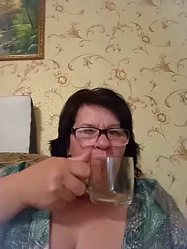NysiOlsen online show from 05-31-26, 04:24