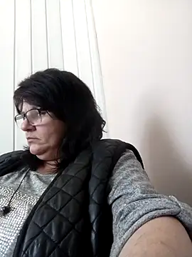 NysiOlsen online show from 01-13-26, 10:30