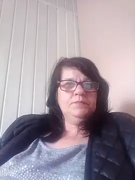 NysiOlsen online show from 04-22-26, 07:15