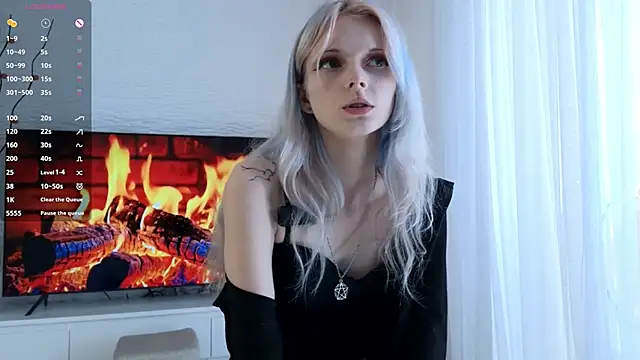 JuanaSumma online show from 05-28-26, 06:10