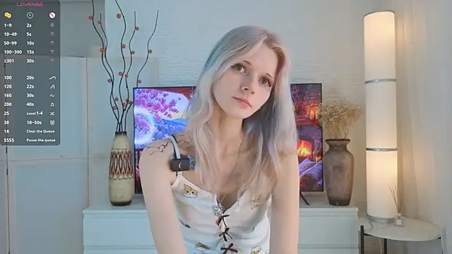 JuanaSumma online show from 05-29-26, 06:08