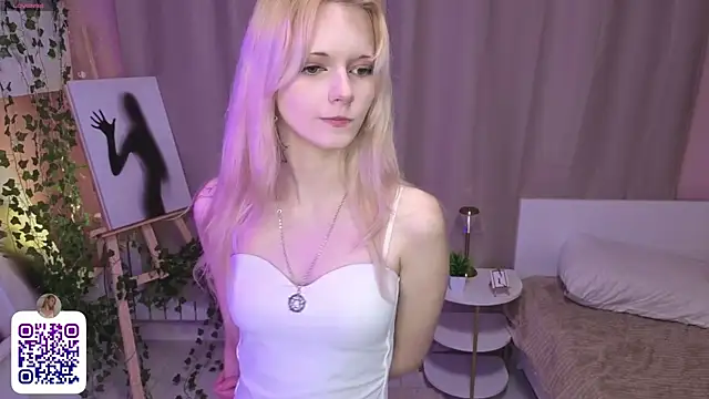 JuanaSumma online show from 05-12-26, 06:10