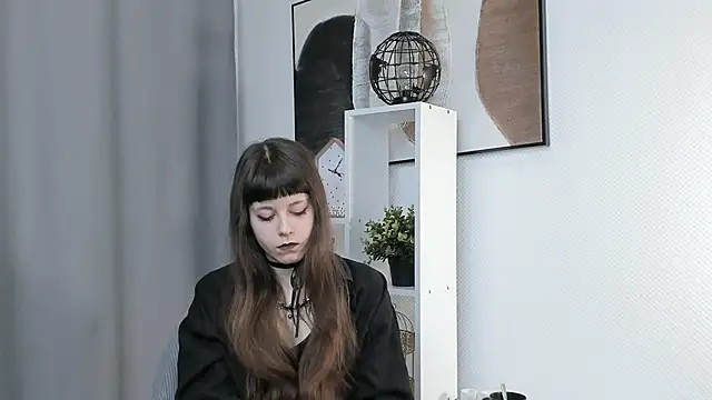 BellaLewter online show from 01-14-26, 03:15