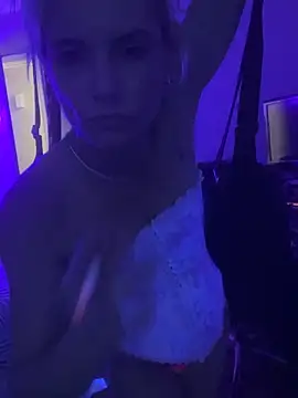 MANDALYN online show from 03-04-26, 01:24