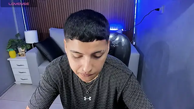 Liam9  online show from 02-27-26, 12:38