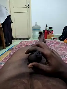 Snapshot of TamilBoy3007 chatting on 02-22-26, 04:41 TamilBoy3007 online show from 02-22-26, 04:41