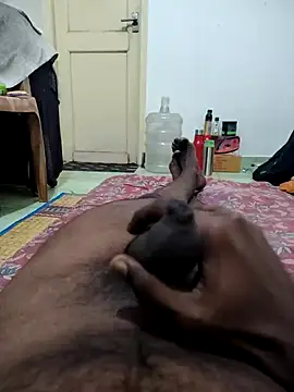 Snapshot of TamilBoy3007 chatting on 02-11-26, 01:00 TamilBoy3007 online show from 02-11-26, 01:00