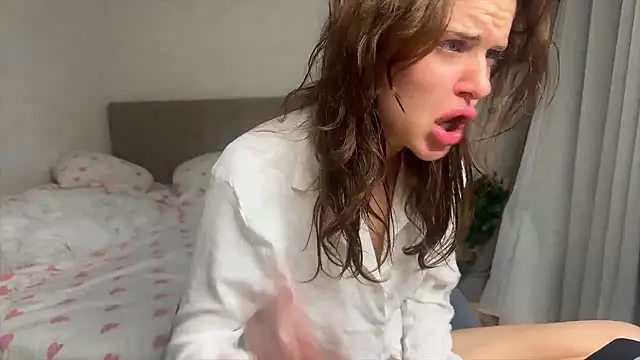 Miss MiaMIA online show from 01-15-26, 04:38