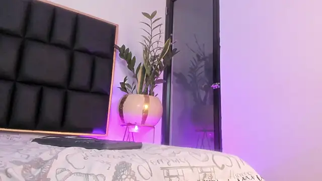 Rachel berlin online show from 02-28-26, 08:08