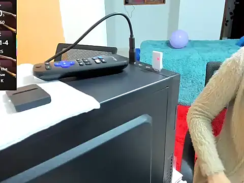 Snapshot of talia_mystic chatting on 02-23-26, 01:23 talia mystic online show from 02-23-26, 01:23