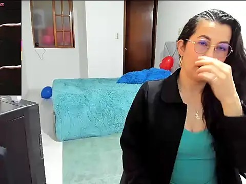 Snapshot of talia_mystic chatting on 02-24-26, 12:50 talia mystic online show from 02-24-26, 12:50