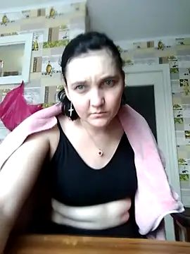 Snapshot of KarolinaRich1 chatting on 01-15-26, 11:02 KarolinaRich1 online show from 01-15-26, 11:02