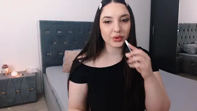 JaquelineLaurent online show from 07-04-26, 10:03