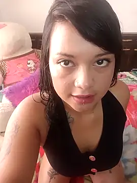 Snapshot of ebonysummer_ chatting on 04-23-26, 05:25 ebonysummer online show from 04-23-26, 05:25