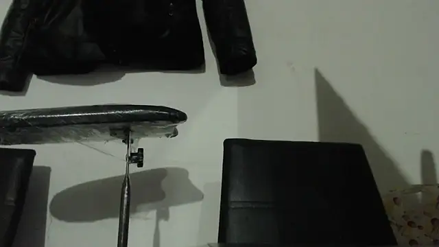 ebonysummer  online show from 04-03-26, 04:30