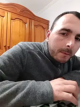 Snapshot of Miguelpulidotriguero11 chatting on 01-18-26, 09:29 Miguelpulidotriguero11 online show from 01-18-26, 09:29