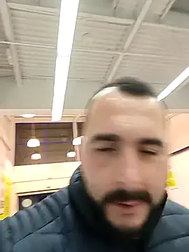 Snapshot of Miguelpulidotriguero11 chatting on 01-15-26, 08:12 Miguelpulidotriguero11 online show from 01-15-26, 08:12