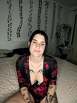 julieeeeee75 online show from 01-13-26, 12:15