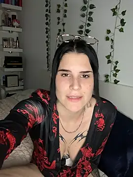 julieeeeee75 online show from 01-13-26, 10:35