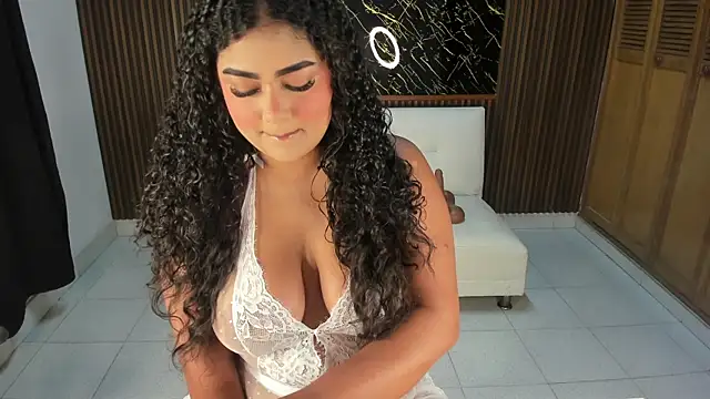 Karla18  online show from 06-01-26, 03:33