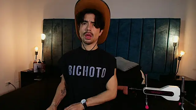 Ethan Briggs  online show from 03-06-26, 03:45