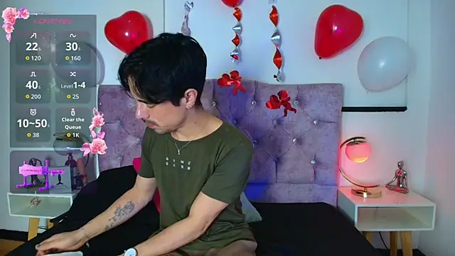 Snapshot of Ethan_Briggs_ chatting on 02-16-26, 03:49 Ethan Briggs online show from 02-16-26, 03:49