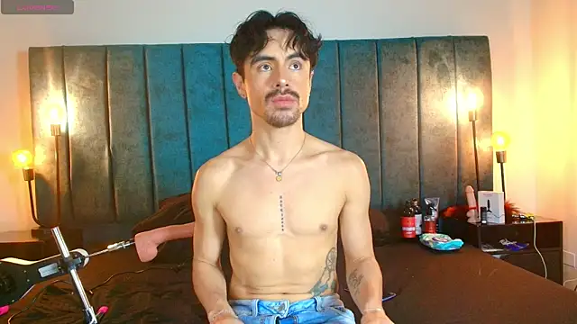 Ethan Briggs  online show from 03-28-26, 03:51