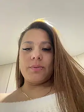 Pretty  Milf online show from 04-02-26, 10:49