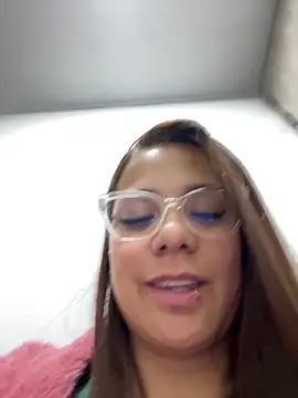Pretty  Milf online show from 05-10-26, 12:03