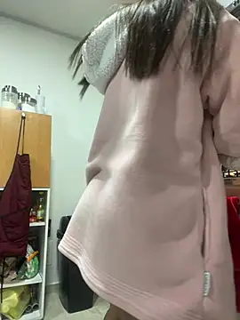 Pretty  Milf online show from 03-11-26, 09:47