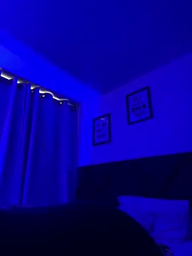 Pretty  Milf online show from 03-10-26, 01:04