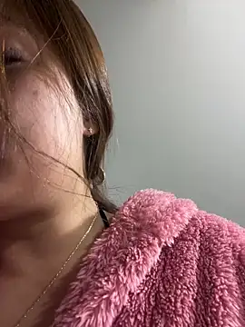 Pretty  Milf online show from 03-22-26, 09:11