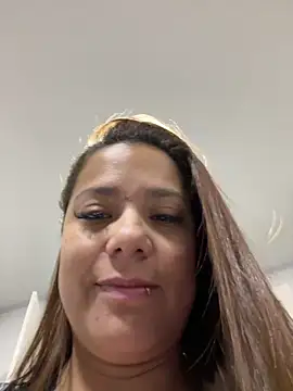 Pretty  Milf online show from 03-12-26, 09:13