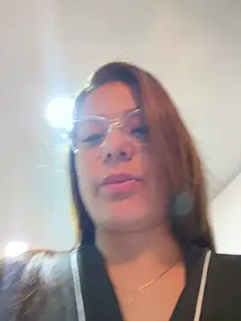 Pretty  Milf online show from 05-16-26, 12:15