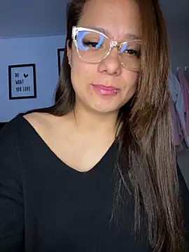 Pretty  Milf online show from 06-22-26, 12:35
