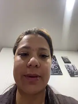 Pretty  Milf online show from 03-13-26, 09:14