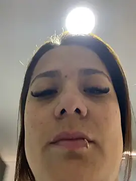 Pretty  Milf online show from 03-21-26, 02:54