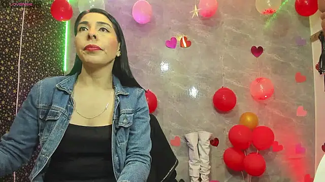 adellelennoxx online show from 02-20-26, 02:19