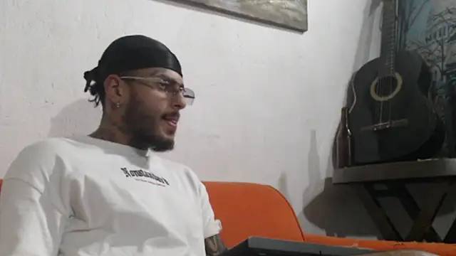 Snapshot of liyamjunior chatting on 02-17-26, 03:15 liyamjunior online show from 02-17-26, 03:15