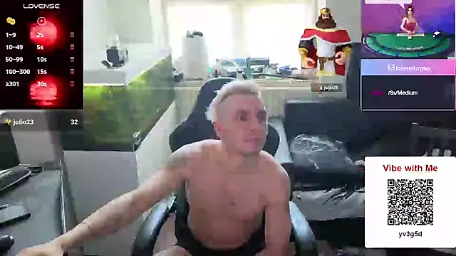 Rayzel White online show from 05-14-26, 03:42