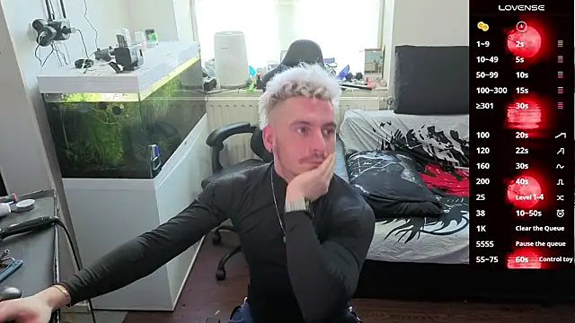 Rayzel White online show from 03-04-26, 12:13