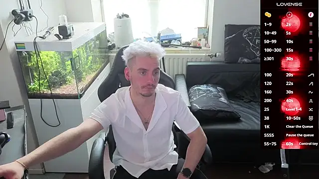 Rayzel White online show from 03-26-26, 12:47