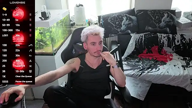 Rayzel White online show from 04-18-26, 11:56