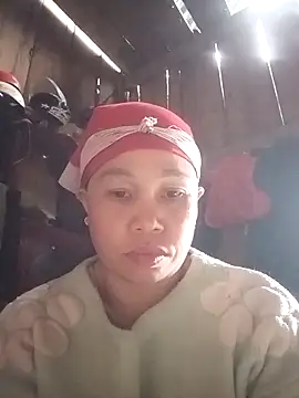 Snapshot of CM1812 chatting on 02-17-26, 01:58 CM1812 online show from 02-17-26, 01:58