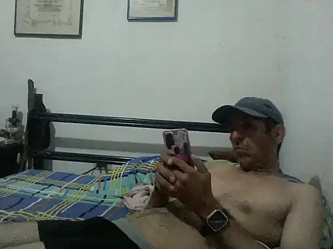 Snapshot of guevo14cm3 chatting on 06-27-26, 06:19 guevo14cm3 online show from 06-27-26, 06:19